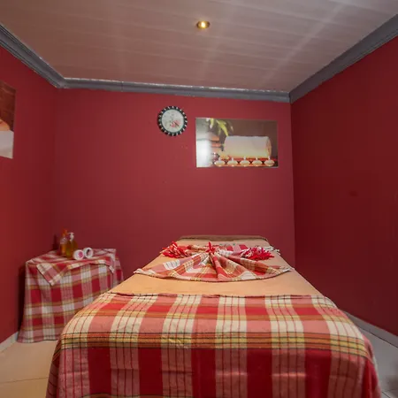 Hotel Sunberk Side