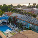 Hotel Sunberk Side