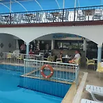 Hotel Sunberk Side